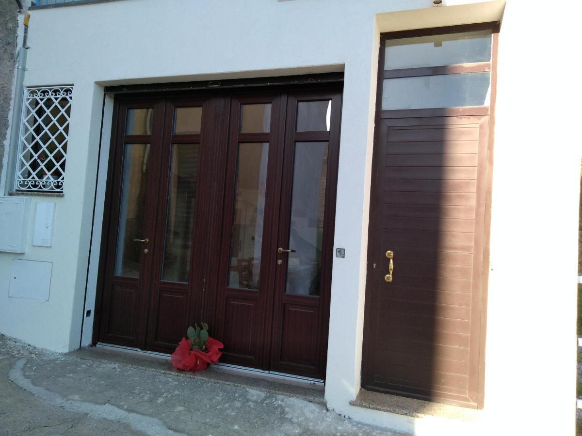 Locanda B&B Dandana Orgosolo Kültér fotó