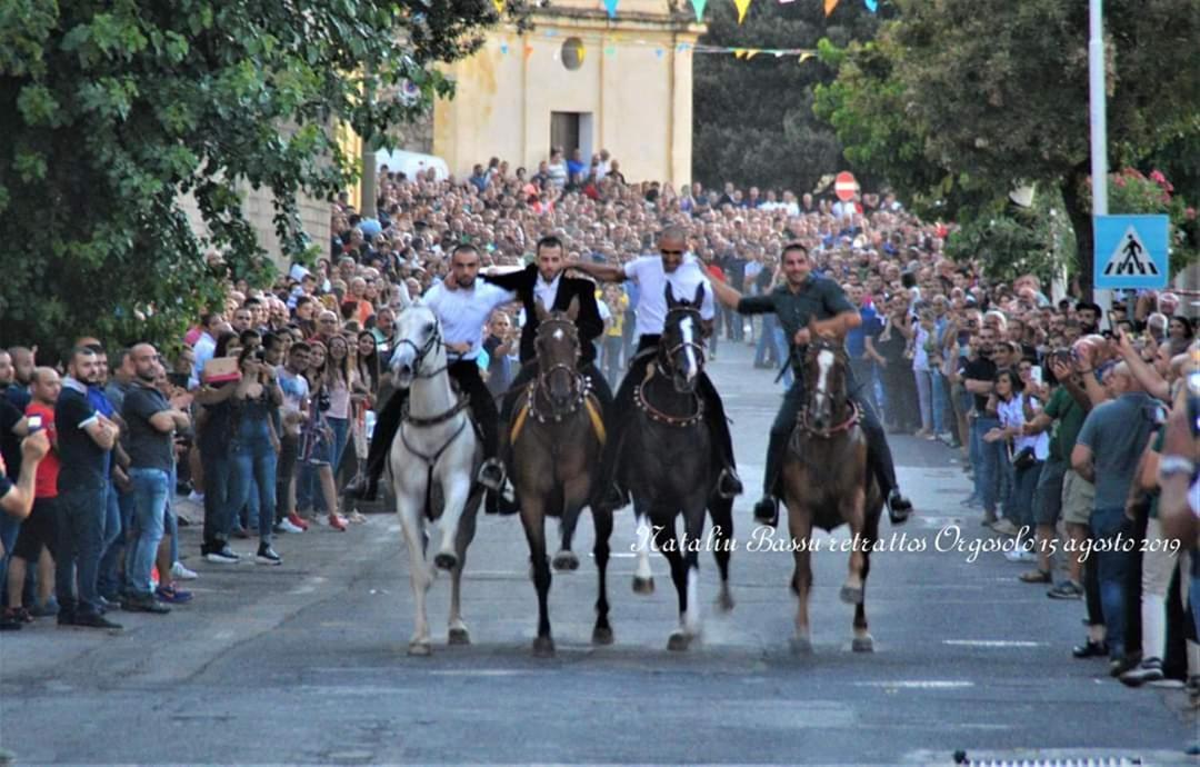 Locanda B&B Dandana Orgosolo Kültér fotó