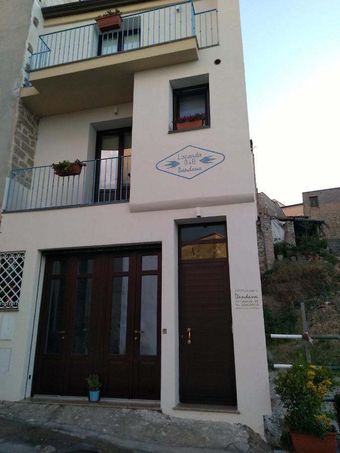 Locanda B&B Dandana Orgosolo Kültér fotó