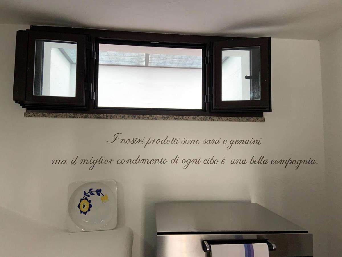 Locanda B&B Dandana Orgosolo Kültér fotó