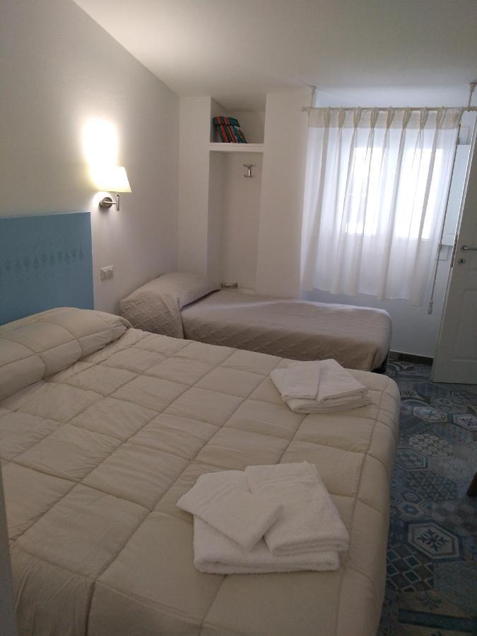 Locanda B&B Dandana Orgosolo Kültér fotó