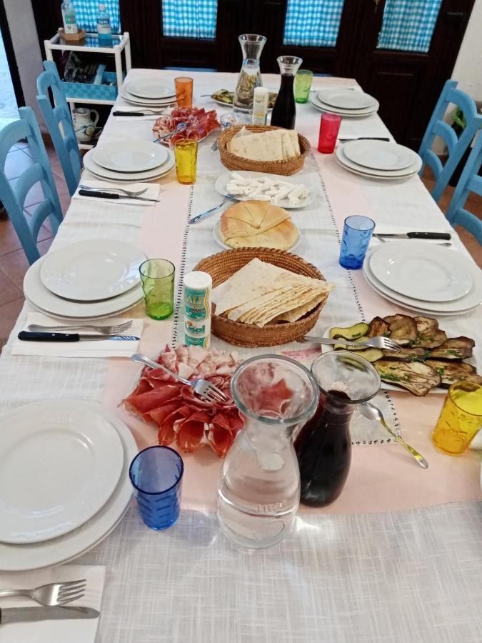 Locanda B&B Dandana Orgosolo Kültér fotó