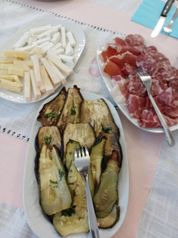 Locanda B&B Dandana Orgosolo Kültér fotó