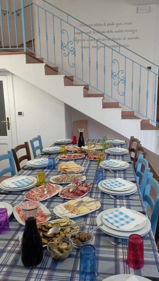 Locanda B&B Dandana Orgosolo Kültér fotó