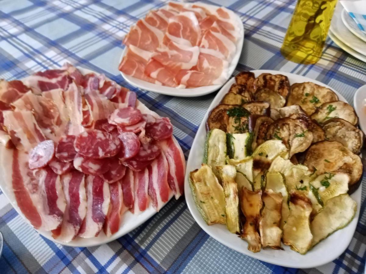 Locanda B&B Dandana Orgosolo Kültér fotó