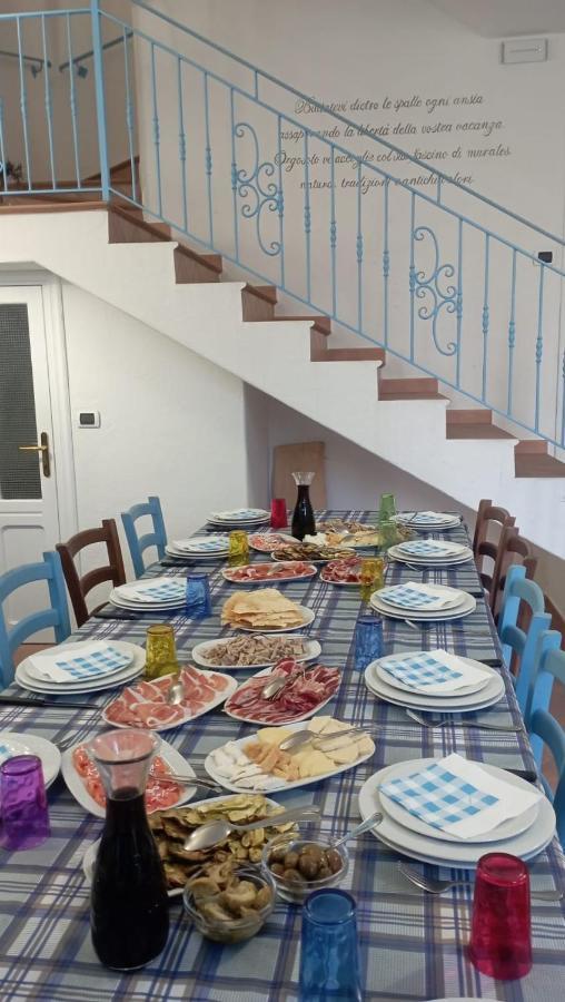 Locanda B&B Dandana Orgosolo Kültér fotó